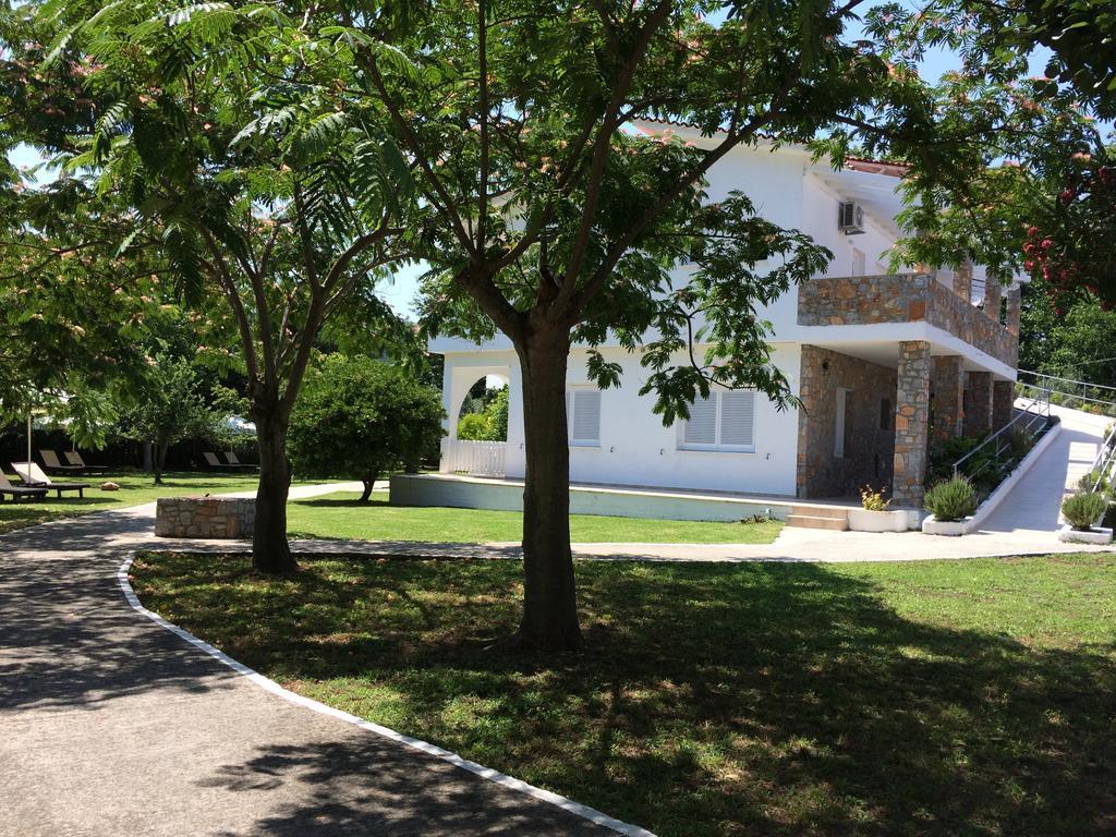 Villa Jeanna Troulos Ngoại thất bức ảnh