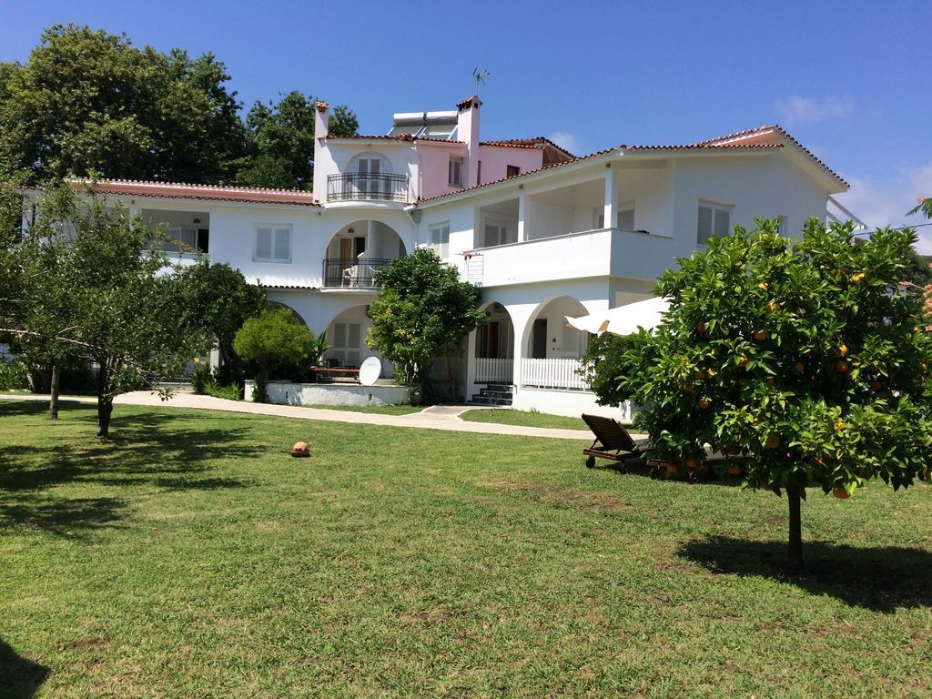 Villa Jeanna Troulos Ngoại thất bức ảnh
